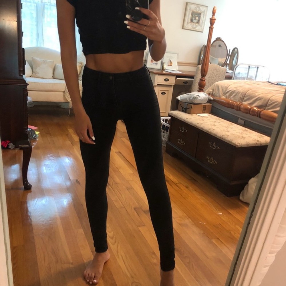 Black skinny high waisted jeans